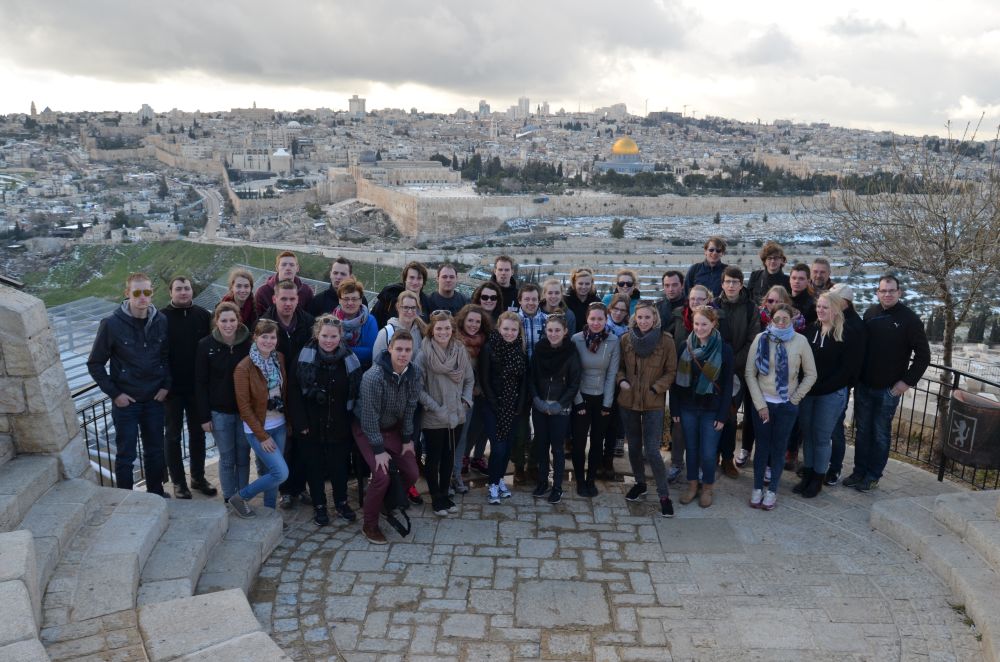 Bedumse jongeren reizen naar Israël