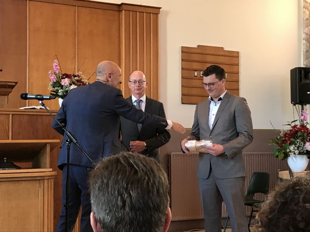 Kerk deelt washandjes uit